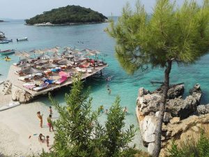 Guvat Restaurant – Ksamil