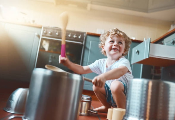 Как да Избера Най-Добра Детска Дървена Кухня?